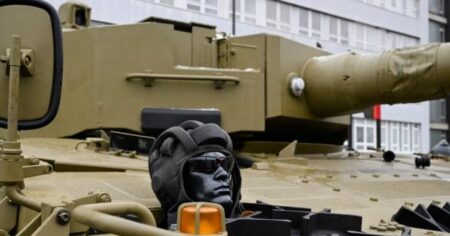 image-tank-4-696x391