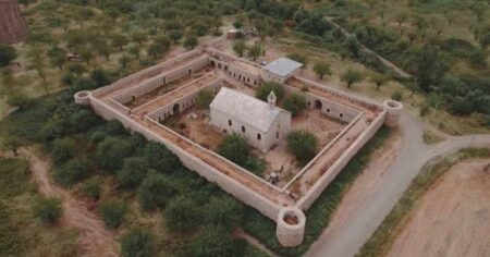 image-1678017006_amaras-monastiri