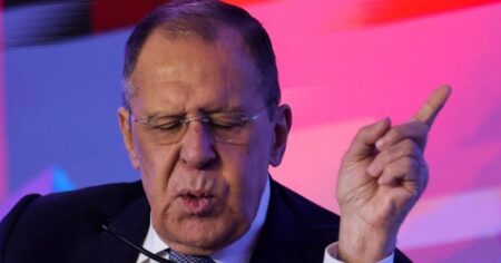 image-lavrov-696x391