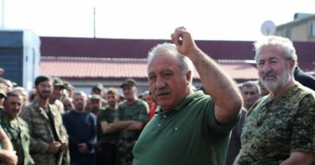 image-1707992850_yerkrapa-sasun-mikaelyan