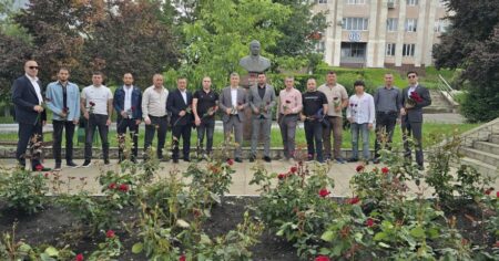 image-3-284
